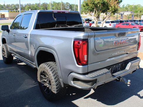Used 2019 GMC Sierra 1500 Denali w/ Denali Ultimate Package AWD/4WD image 8
