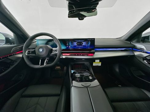 New 2027 BMW i5 xDrive40 w/ M Sport Package AWD/4WD image 14