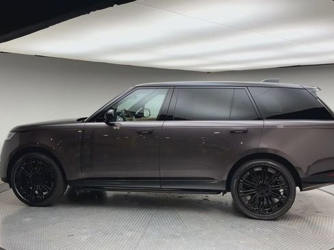 New 2026 Land Rover Range Rover Long Wheelbase SE AWD/4WD image 5