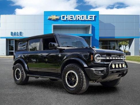 Used 2024 Ford Bronco Outer Banks AWD/4WD image 1