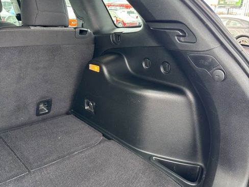 Used 2015 Jeep Cherokee Sport FWD image 22