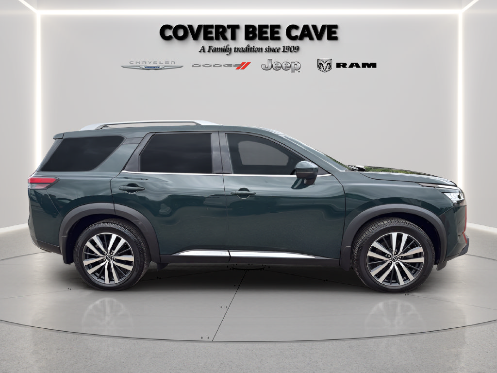Used 2022 Nissan Pathfinder Platinum w/ Cargo Package AWD/4WD image 8