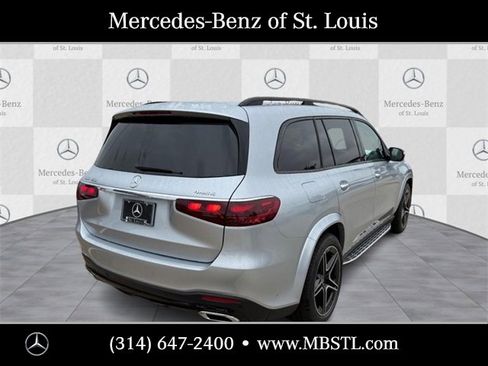 New 2026 Mercedes-Benz GLS 450 4MATIC image 3