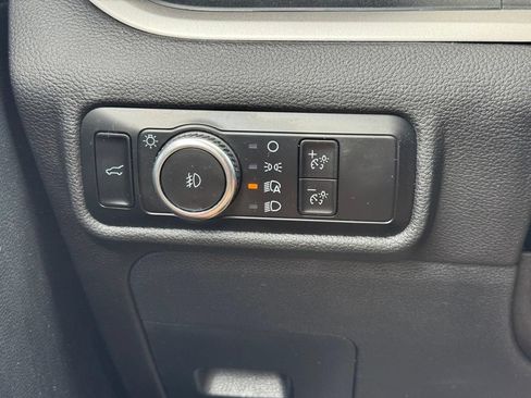 Certified 2023 Ford Explorer XLT w/ Equipment Group 202A AWD/4WD image 20