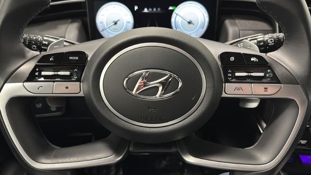 Used 2022 Hyundai Tucson SEL w/ Cargo Package AWD/4WD image 16