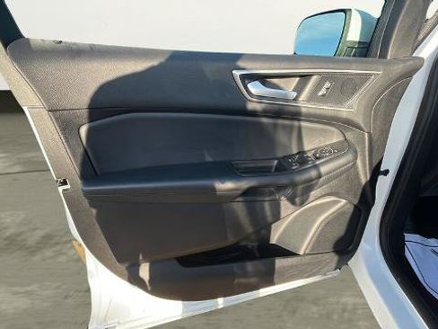 Certified 2024 Ford Edge SEL AWD/4WD image 16