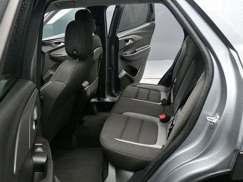 Used 2025 Chevrolet TrailBlazer LT w/ Driver Confidence Package image 15