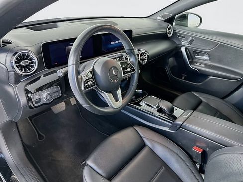 Used 2020 Mercedes-Benz CLA 250 4MATIC image 29
