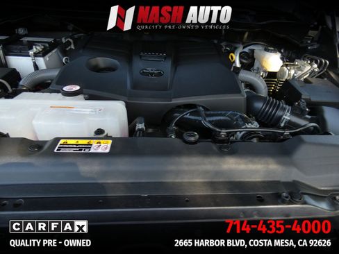 Used 2025 Toyota Tundra Limited AWD/4WD image 84