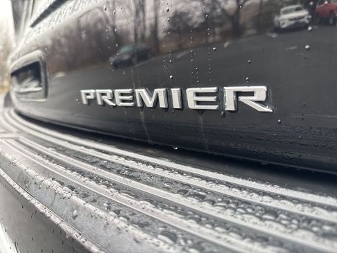 Used 2024 Chevrolet Tahoe Premier image 9