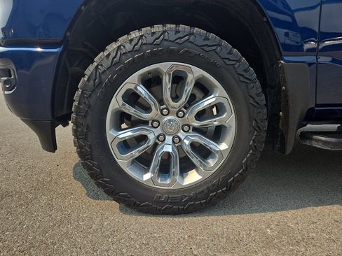 Used 2023 RAM 1500 Laramie AWD/4WD image 10