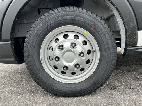 New 2026 Ford Transit 250 148 Medium Roof w/ Load Area Protection Package image 12