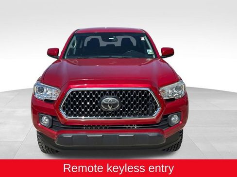 Used 2019 Toyota Tacoma SR5 image 2