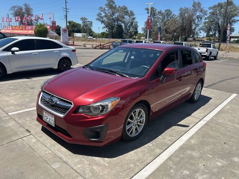 Used 2014 Subaru Impreza 2.0i Premium AWD/4WD image 1