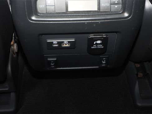 Used 2020 Nissan Pathfinder SL w/ Cargo Package image 14