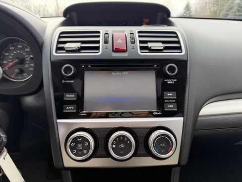 Used 2017 Subaru Crosstrek 2.0i Premium w/ Moonroof Package image 16