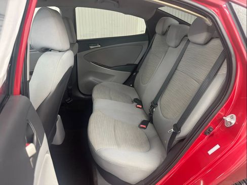 Used 2016 Hyundai Accent SE image 12