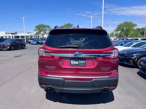 Used 2023 Subaru Ascent Touring AWD/4WD image 5