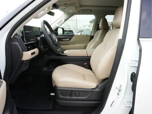 New 2026 INFINITI QX80 Pure RWD image 17