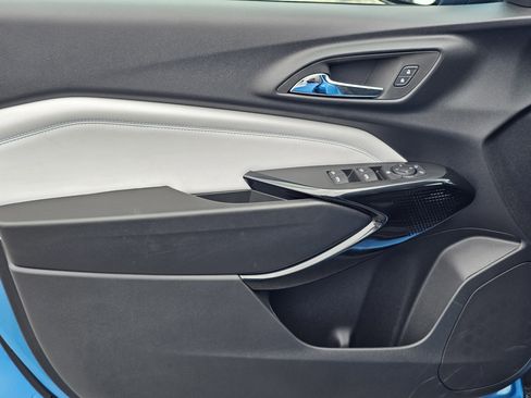 New 2026 Chevrolet Trax LT w/ Driver Confidence Package FWD image 20