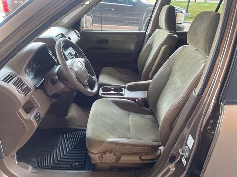 Used 2002 Honda CR-V EX image 10