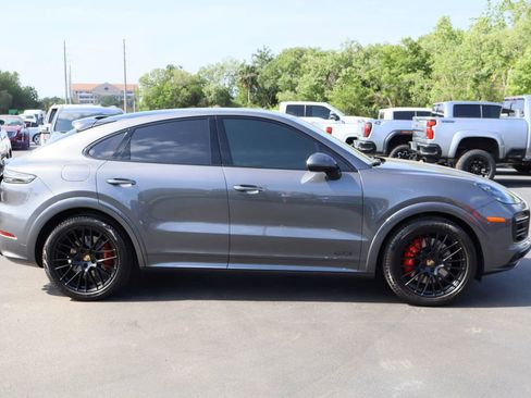 Used 2023 Porsche Cayenne GTS image 10