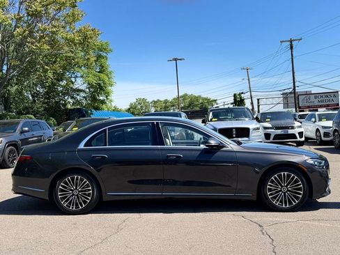 Used 2023 Mercedes-Benz S 500 4MATIC image 7