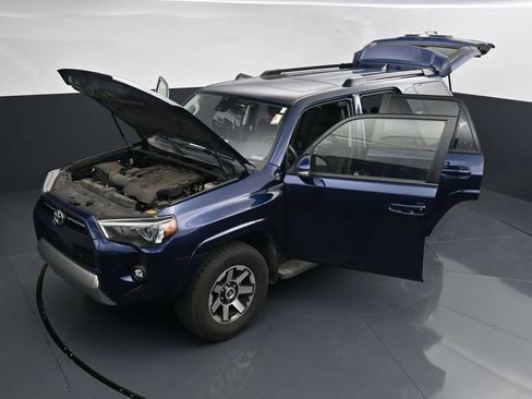 Used 2024 Toyota 4Runner TRD Off-Road Premium w/ Off Road Premium Plus Package AWD/4WD image 39