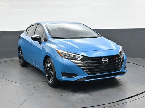 Certified 2025 Nissan Versa SR w/ Electronics Package image 2