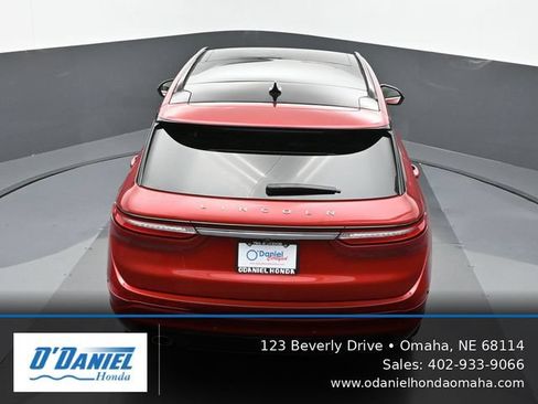 Used 2025 Lincoln Corsair Grand Touring AWD/4WD image 17