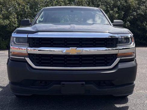 Used 2017 Chevrolet Silverado 1500 W/T w/ Trailering Package AWD/4WD image 11