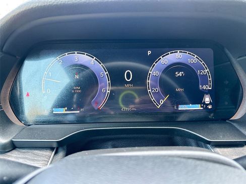 Used 2024 Jeep Grand Cherokee L Limited w/ Luxury Tech Group II image 12