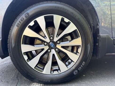 Used 2015 Subaru Outback 3.6R Limited image 34