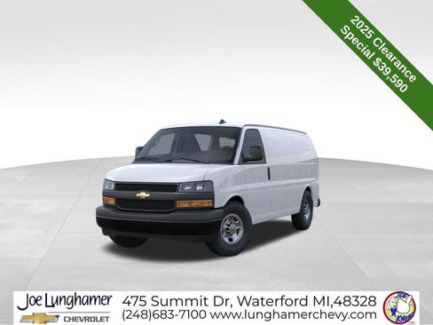 New 2025 Chevrolet Express 2500 Work Van w/ Driver Convenience Package image 9