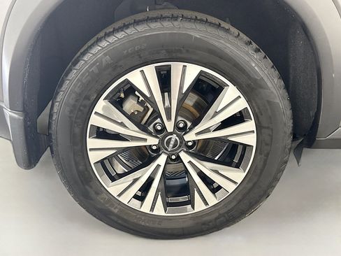 Used 2022 Nissan Rogue SV FWD image 33