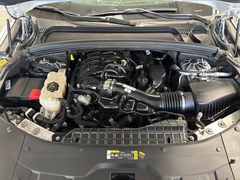 Used 2024 Jeep Grand Cherokee Limited w/ Black Appearance Package image 45