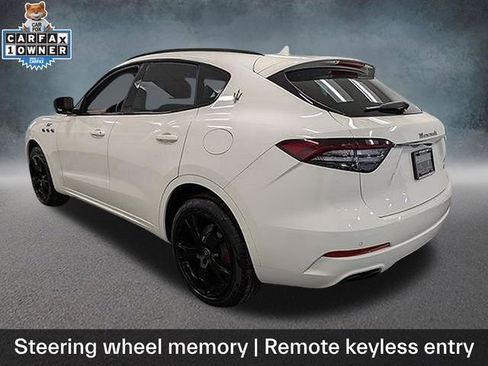 Used 2022 Maserati Levante GT AWD/4WD image 11
