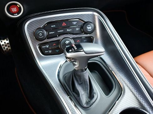 Used 2017 Dodge Challenger SRT Hellcat image 49