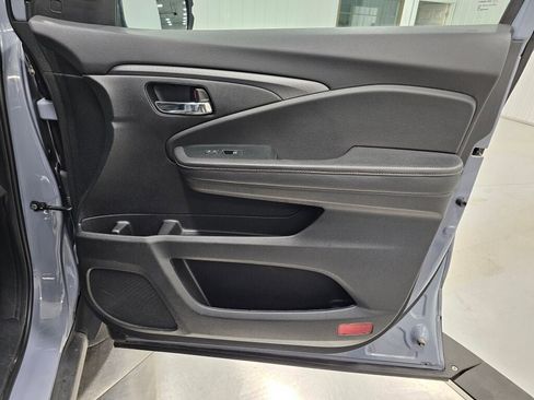 Certified 2023 Honda Ridgeline RTL image 33