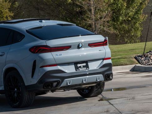 New 2026 BMW X6 xDrive40i w/ Executive Package image 5