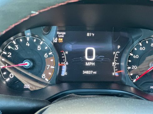 Used 2025 Jeep Compass Trailhawk AWD/4WD image 24