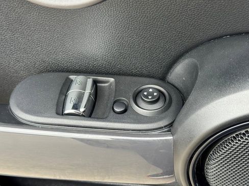 Used 2020 MINI Cooper 2-Door Hardtop image 28