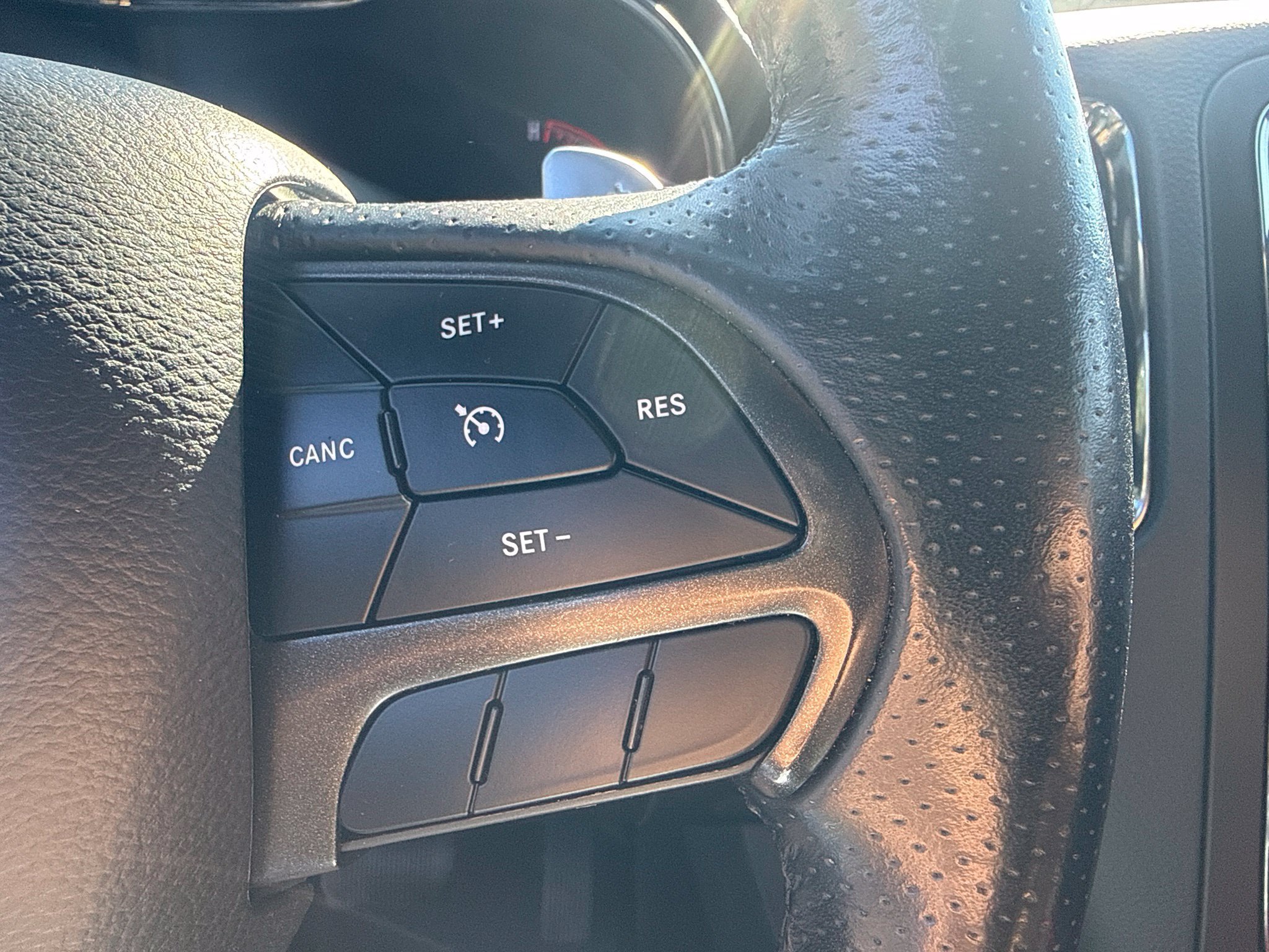 Used 2020 Dodge Durango R/T RWD image 15