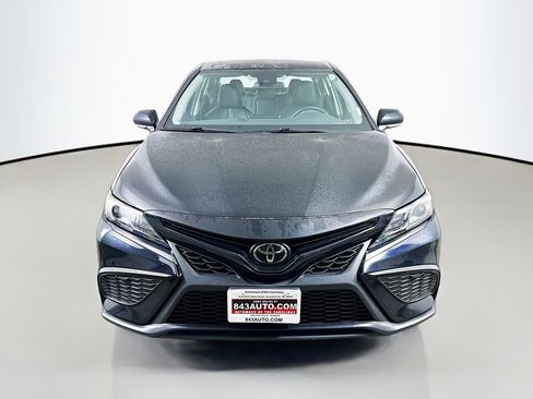 Used 2024 Toyota Camry SE image 2