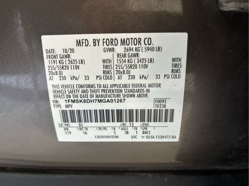 Used 2021 Ford Explorer XLT w/ Equipment Group 202A AWD/4WD image 30