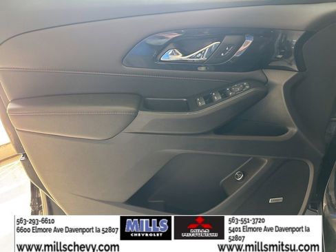 Used 2022 Chevrolet Traverse RS w/ LPO, Floor Liner Package image 9