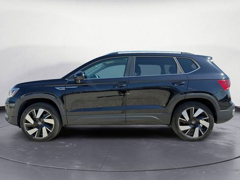 Used 2024 Volkswagen Taos SEL AWD/4WD image 17