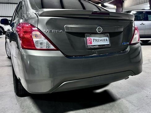 Used 2015 Nissan Versa S Plus image 4