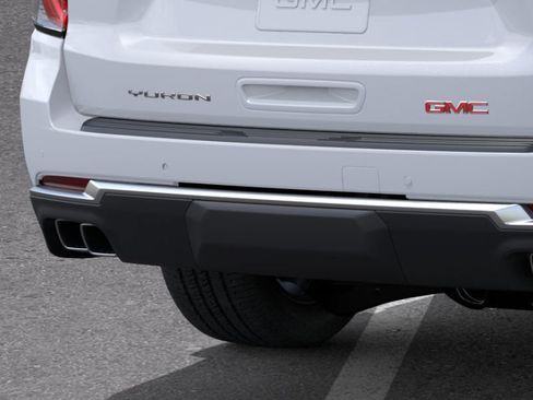 New 2026 GMC Yukon XL Denali w/ Sun & Power Step Package image 7