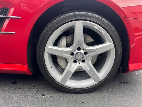 Used 2013 Mercedes-Benz SL 550 image 20